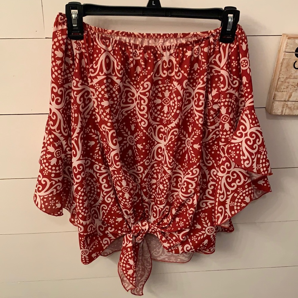 Off shoulder red/white blouse